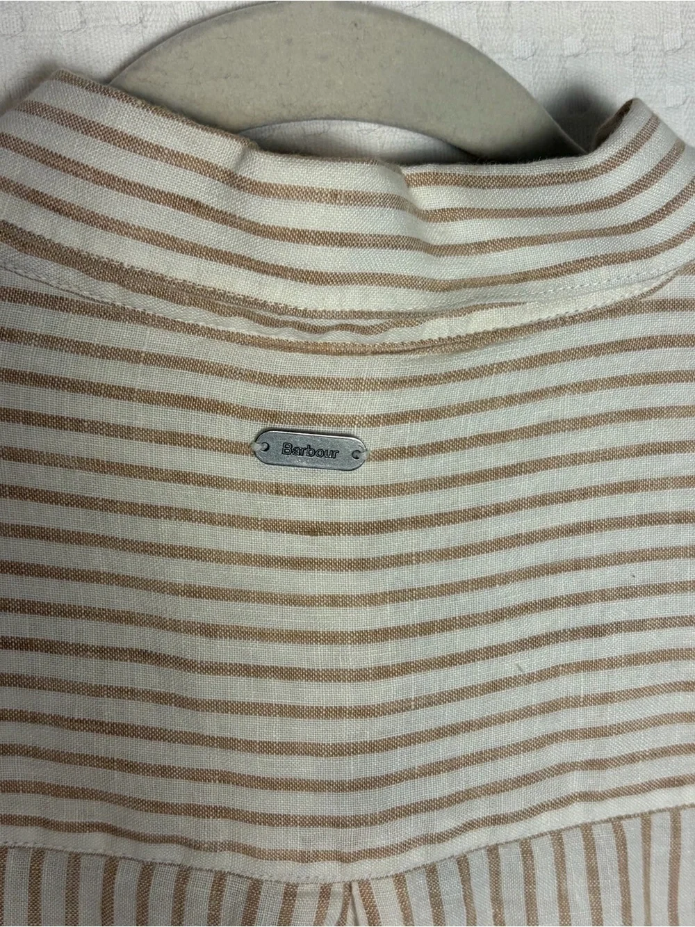 Barbour Striped Button Up 100% Linen Shirt Tan Beige Women’s 12 TINY STAIN